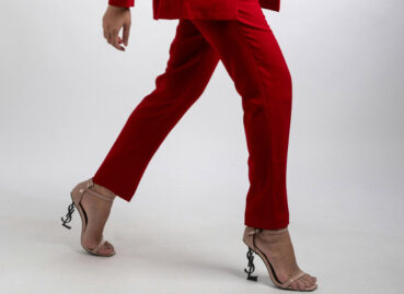 THE PSYCHOLOGY OF HEELS